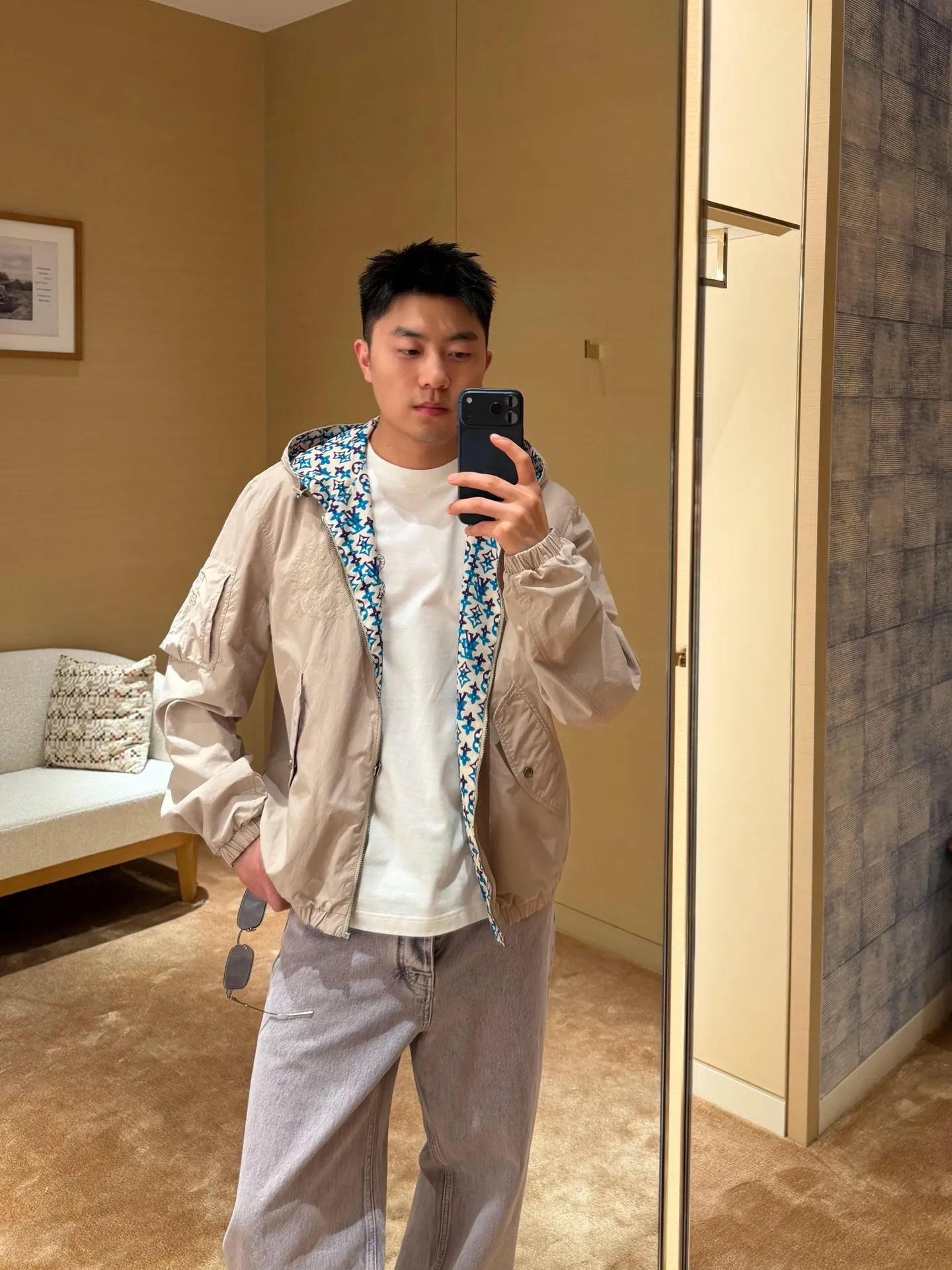 Louis Vuitton/